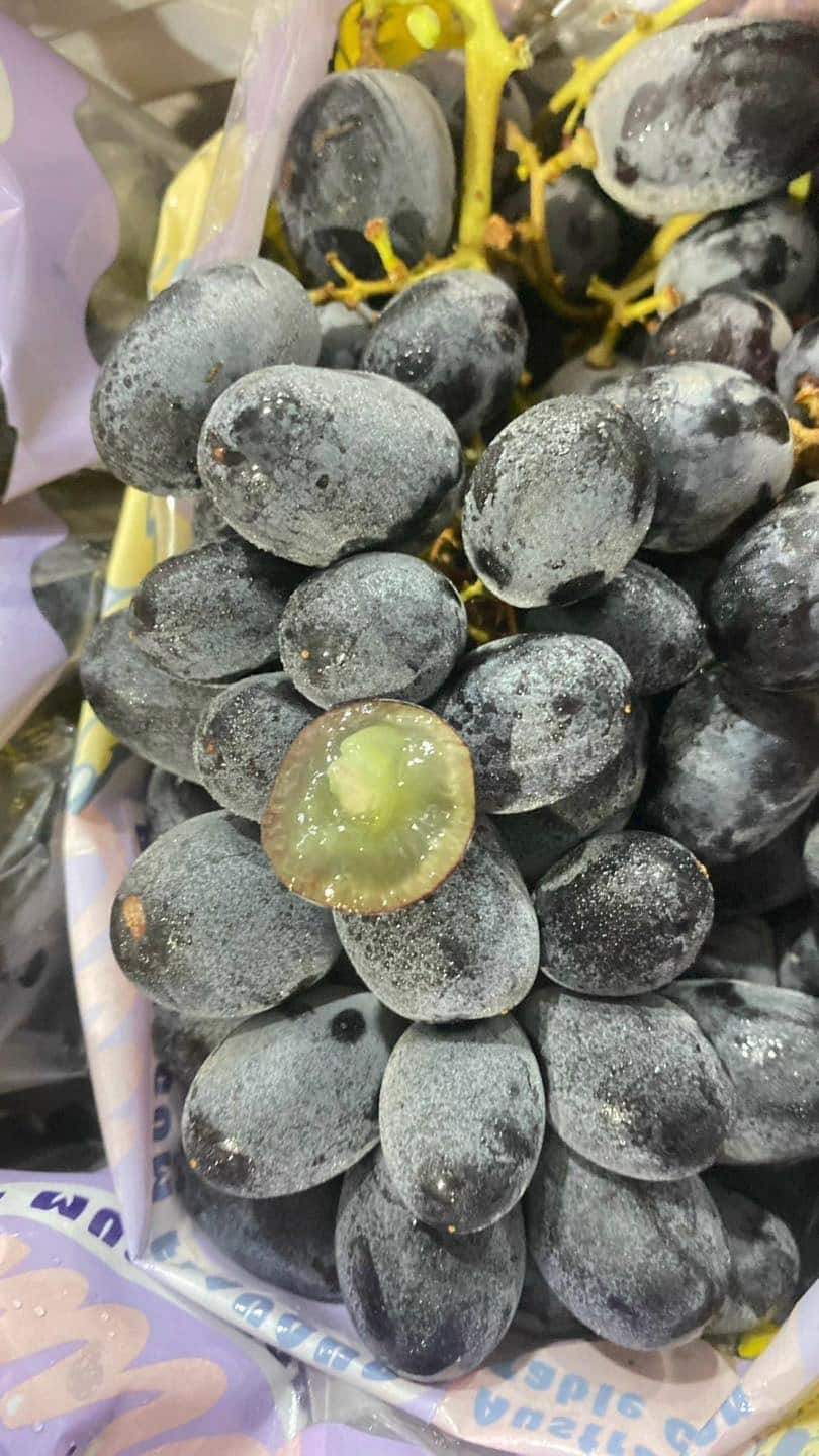 Nho Đen Kẹo Candy Crunch Úc