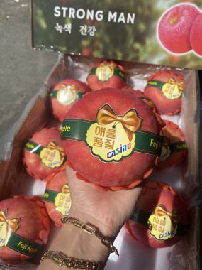 Táo Fuji Nơ Size 24