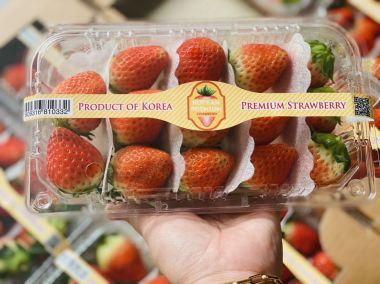 Dâu Hàn Quốc hộp 330g Sale