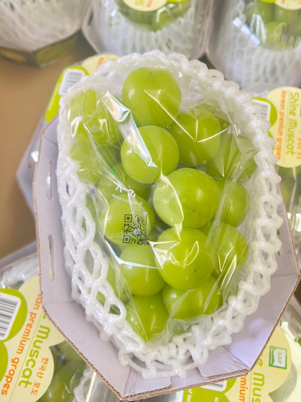 Nho mẫu đơn Hàn Quốc
