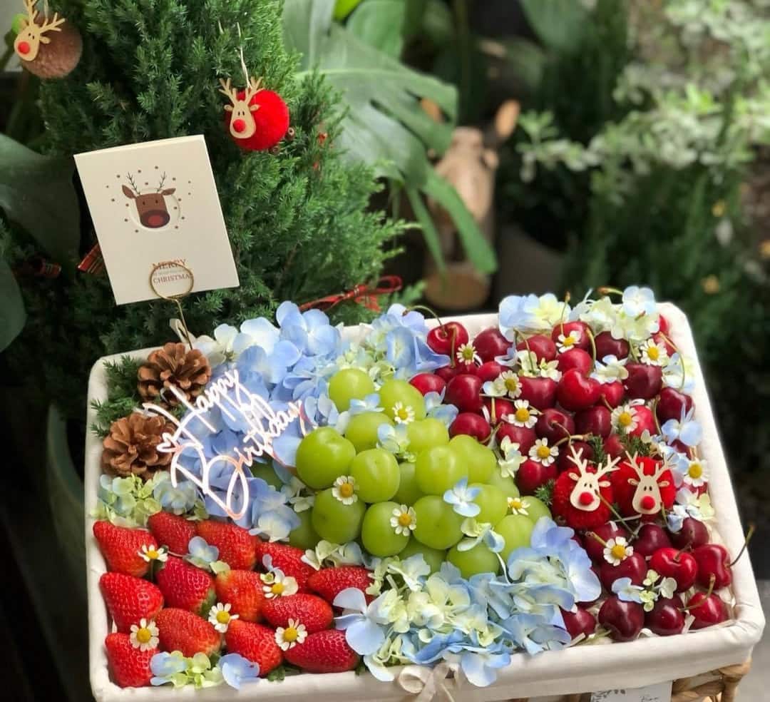 Hộp Quà Trái Cây Mix Hoa Tươi 1000k